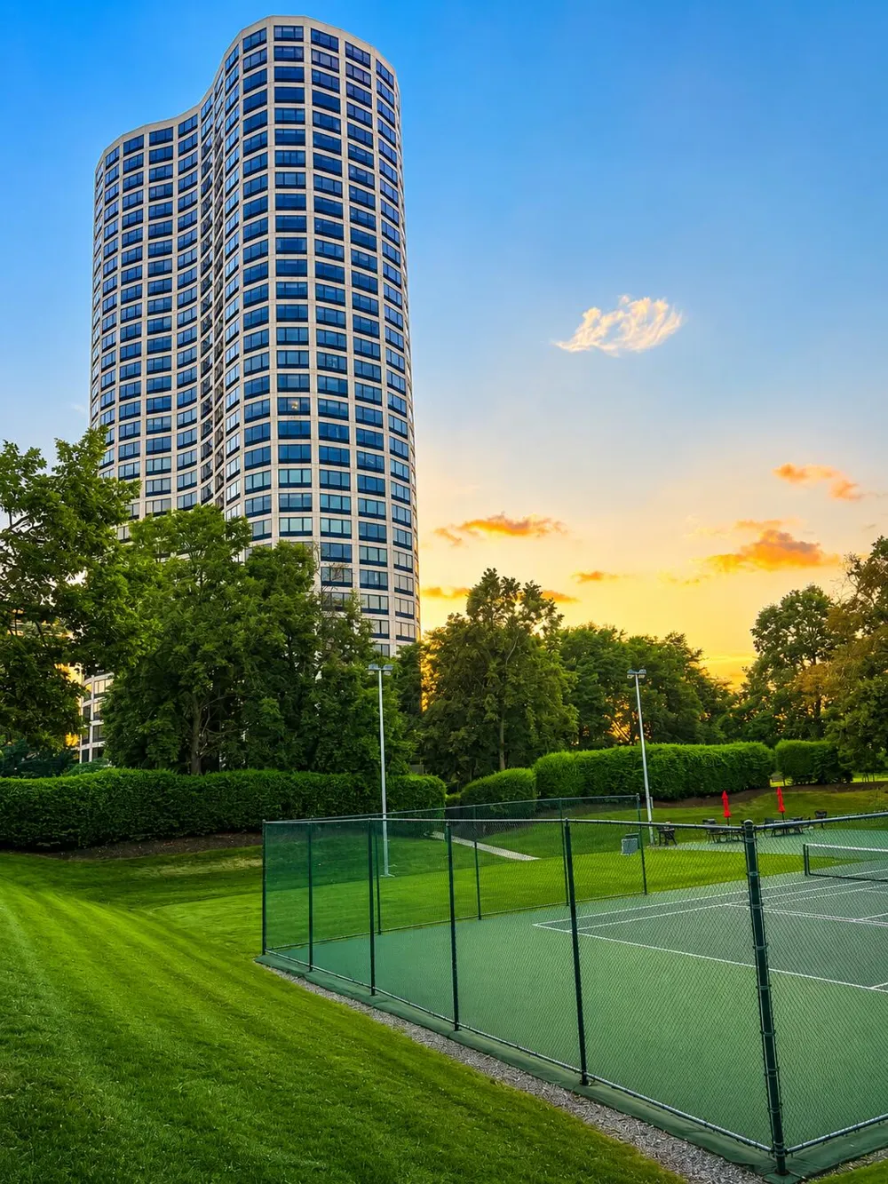 5000 Town Center #908 Southfield, MI 48075
