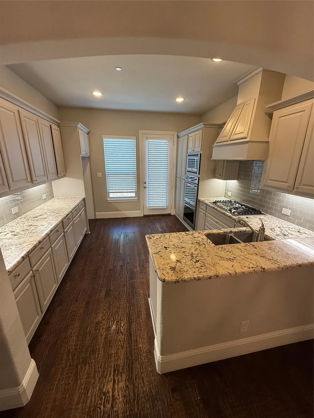 4229 Colton Drive Carrollton, TX 75010