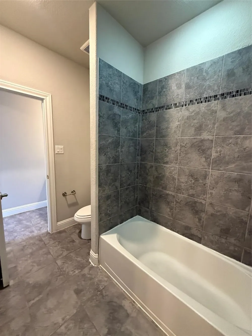 4229 Colton Drive Carrollton, TX 75010