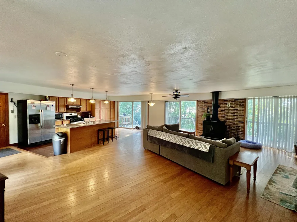 4771 S Lakeshore Drive Ludington, MI 49431