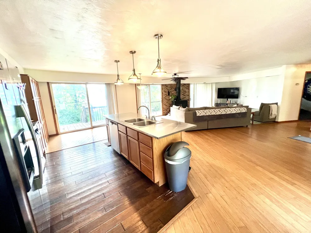 4771 S Lakeshore Drive Ludington, MI 49431