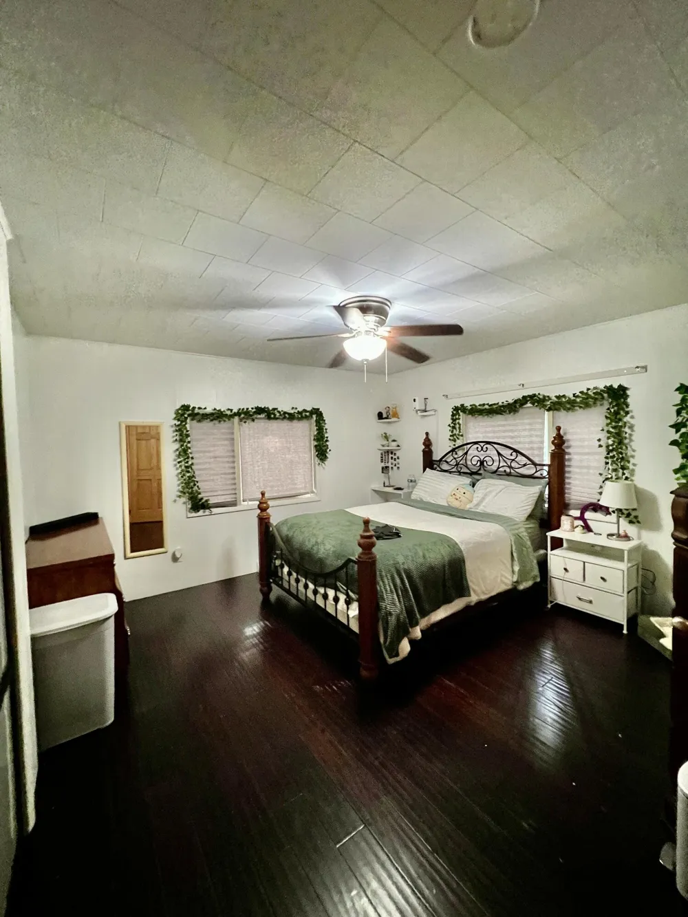 4771 S Lakeshore Drive Ludington, MI 49431