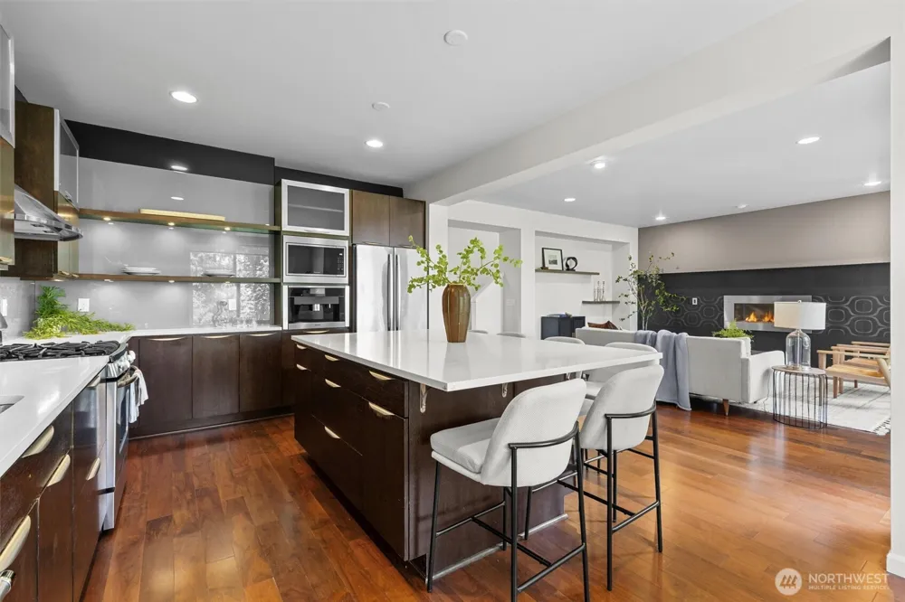 16198 SE 51st Place Bellevue, WA 98006