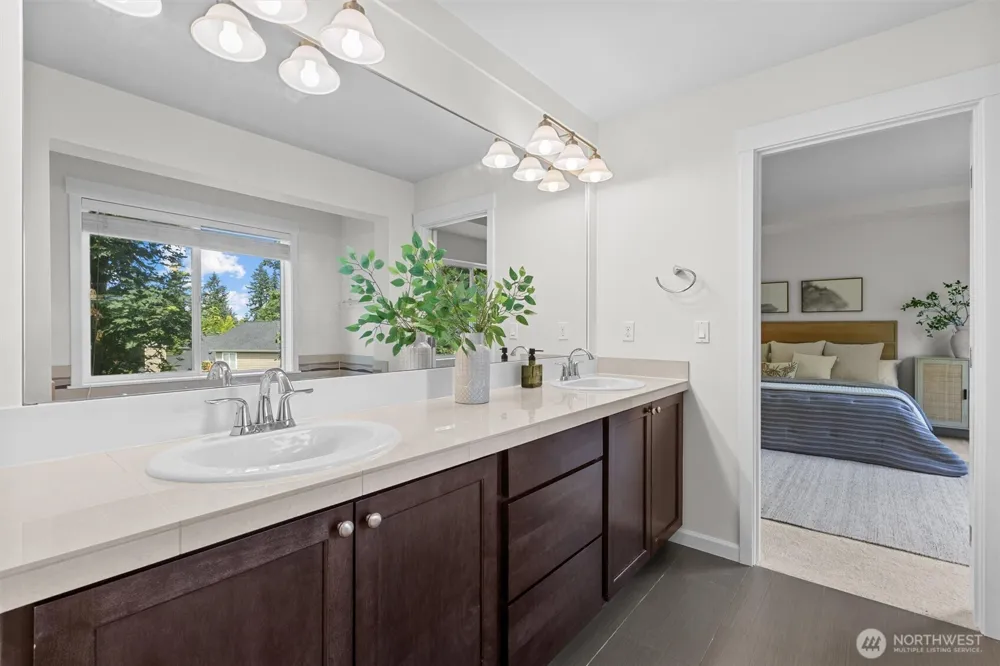 16198 SE 51st Place Bellevue, WA 98006