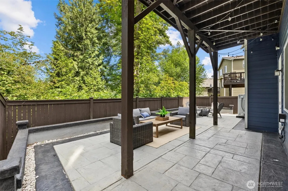 16198 SE 51st Place Bellevue, WA 98006