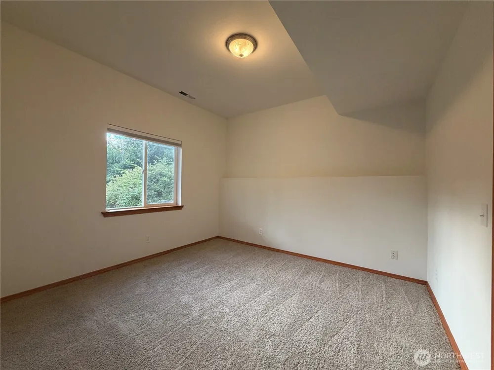 6731 37th Street NE Marysville, WA 98270