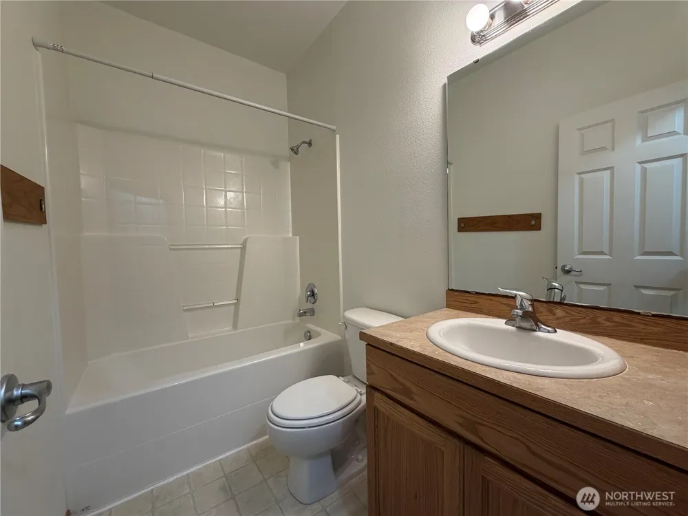 6731 37th Street NE Marysville, WA 98270