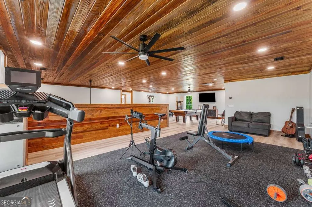 795 Hunter RD Cataula, GA 31804