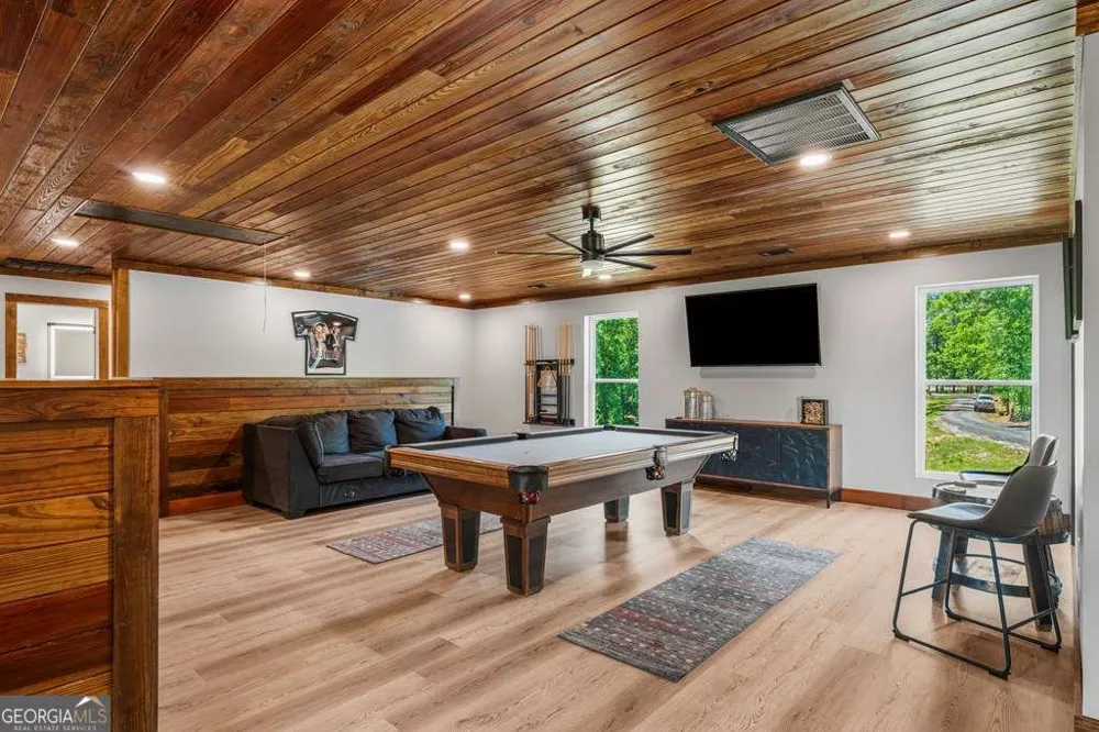 795 Hunter RD Cataula, GA 31804