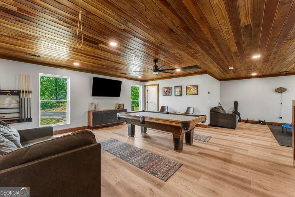 795 Hunter RD Cataula, GA 31804
