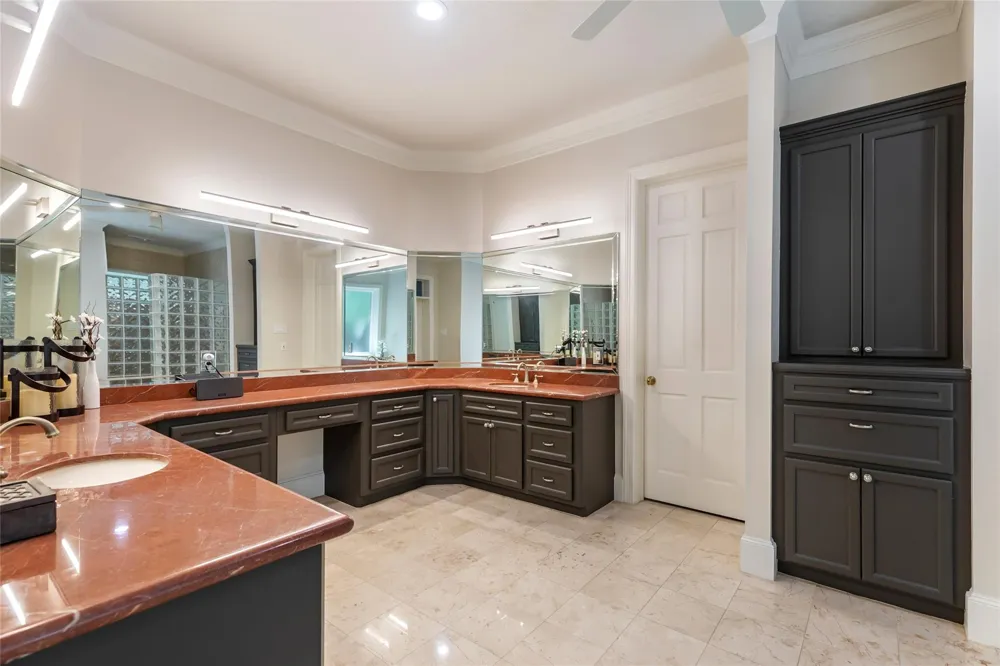 1506 Sheltering Oaks Lane Kingwood, TX 77345
