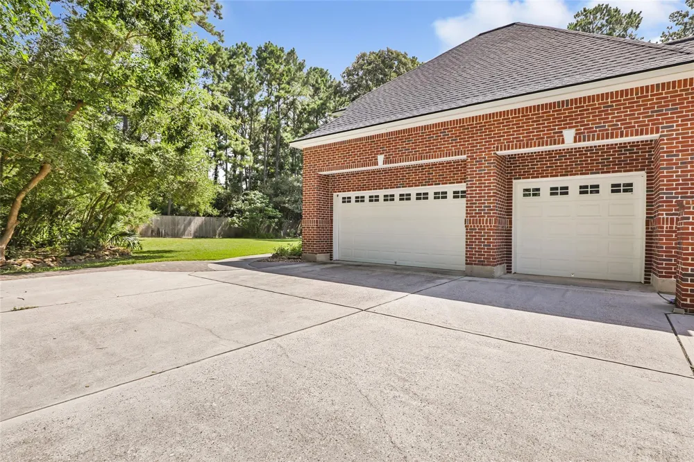 1506 Sheltering Oaks Lane Kingwood, TX 77345