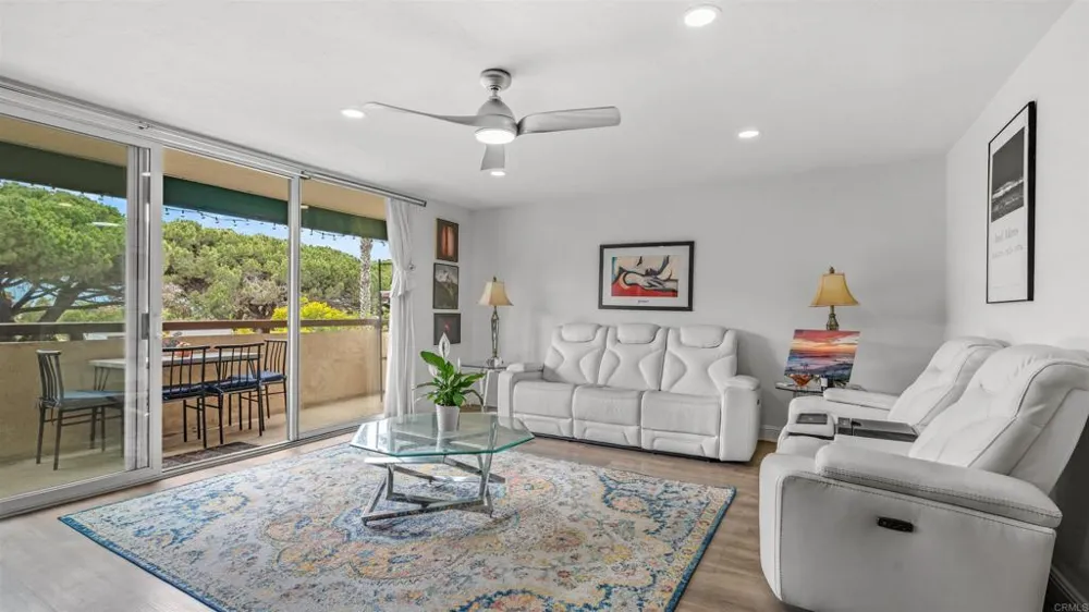 6455 La Jolla Boulevard #138 La Jolla, CA 92037