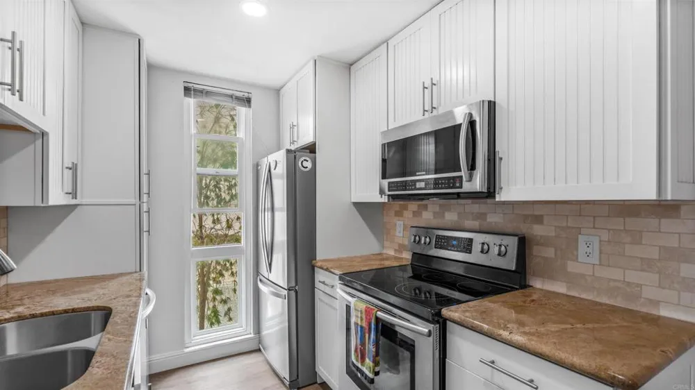6455 La Jolla Boulevard #138 La Jolla, CA 92037