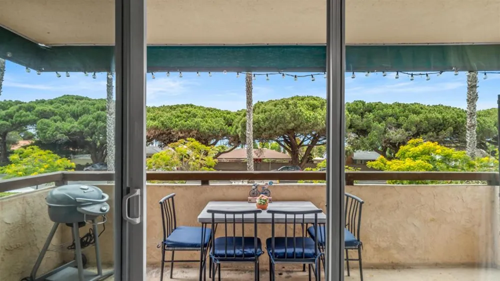 6455 La Jolla Boulevard #138 La Jolla, CA 92037