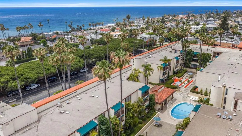 6455 La Jolla Boulevard #138 La Jolla, CA 92037