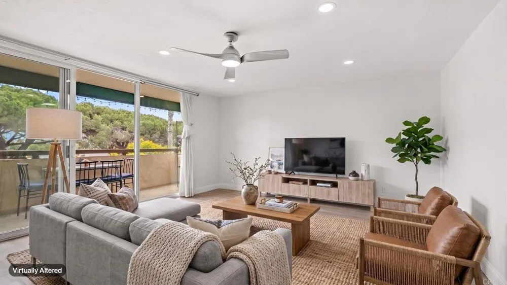 6455 La Jolla Boulevard #138 La Jolla, CA 92037