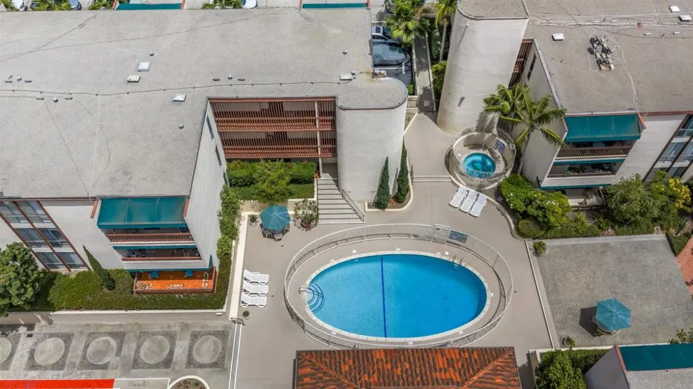 6455 La Jolla Boulevard #138 La Jolla, CA 92037