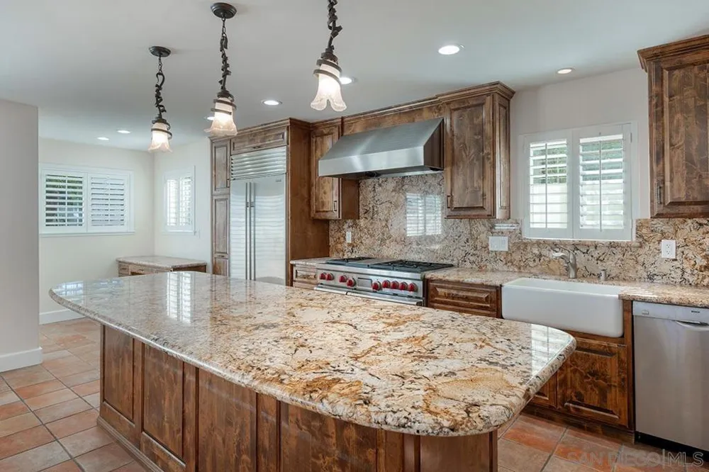 308 Palm Coronado, CA 92118