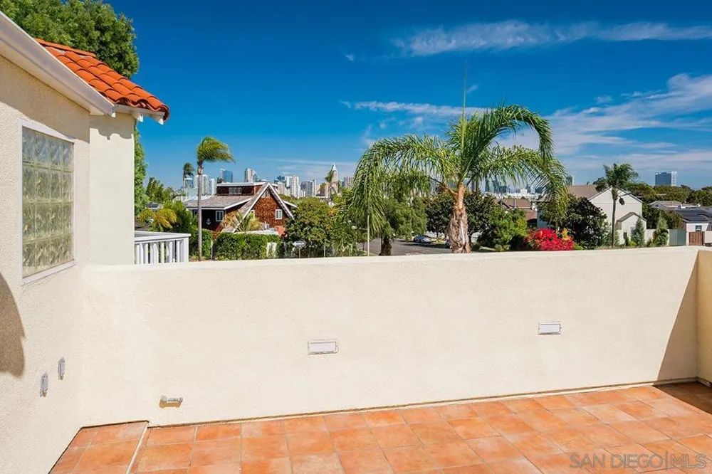 308 Palm Coronado, CA 92118
