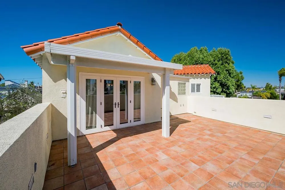 308 Palm Coronado, CA 92118