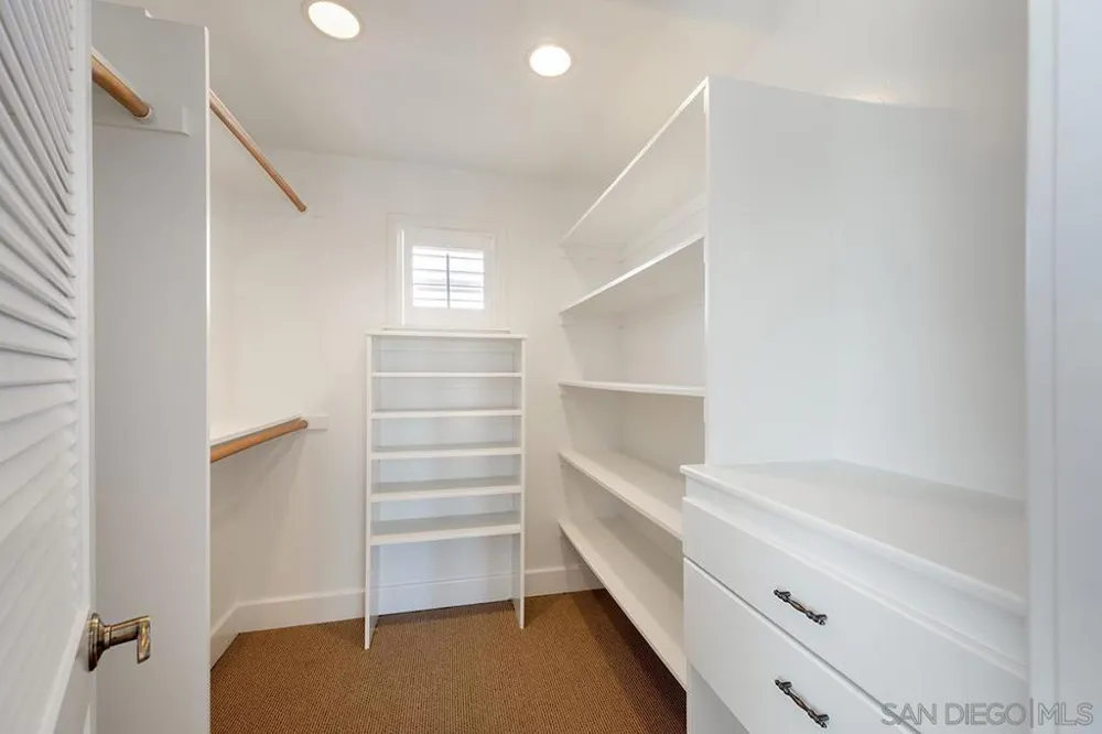 308 Palm Coronado, CA 92118