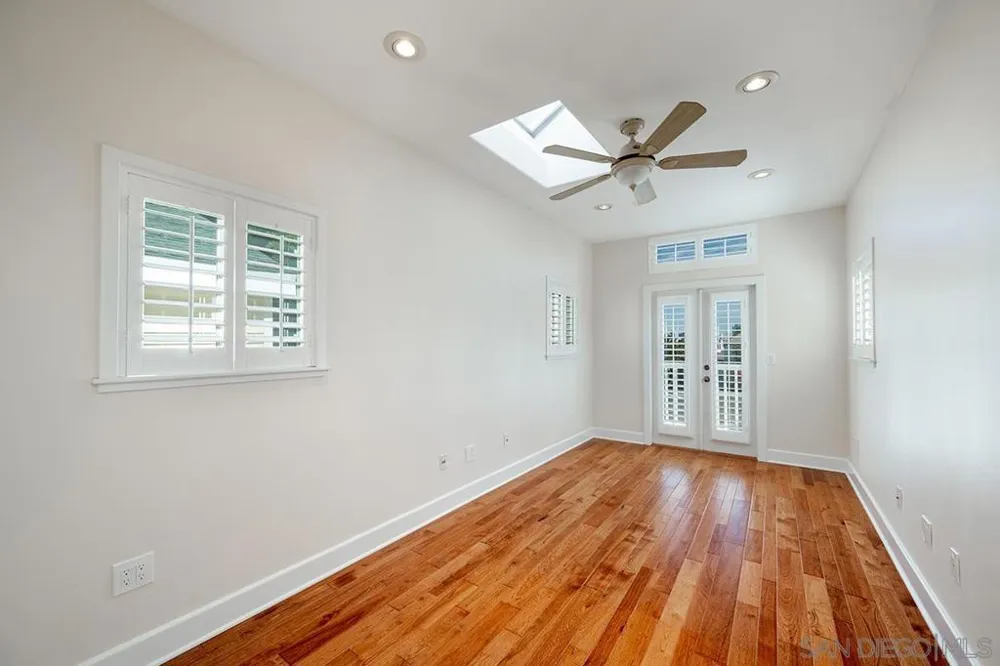 308 Palm Coronado, CA 92118