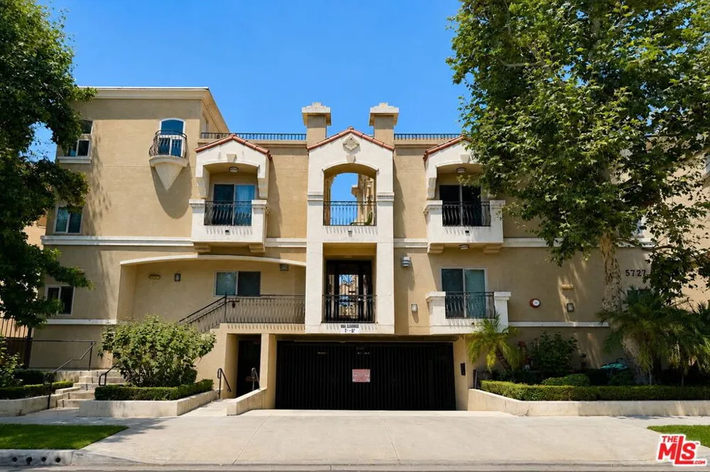 5727 Camellia Avenue #108 North Hollywood, CA 91601