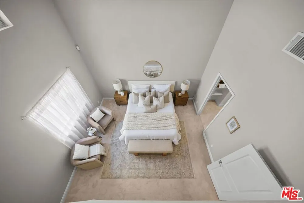 5727 Camellia Avenue #108 North Hollywood, CA 91601