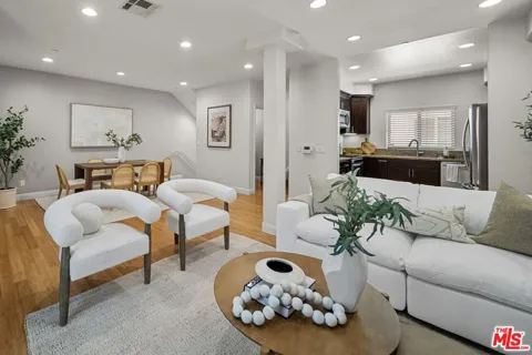 5727 Camellia Avenue #108