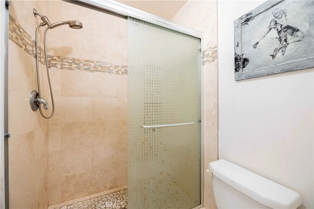 10055 Larwin #3 Chatsworth, CA 91311