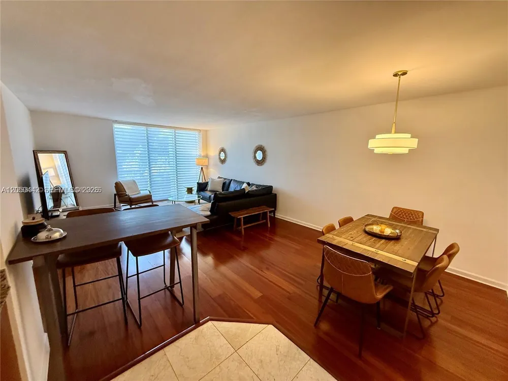 10275 Collins Ave #323 Bal Harbour, FL 33154