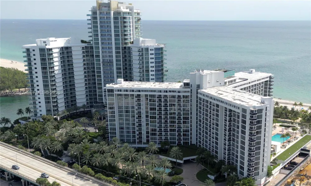 10275 Collins Ave #323 Bal Harbour, FL 33154