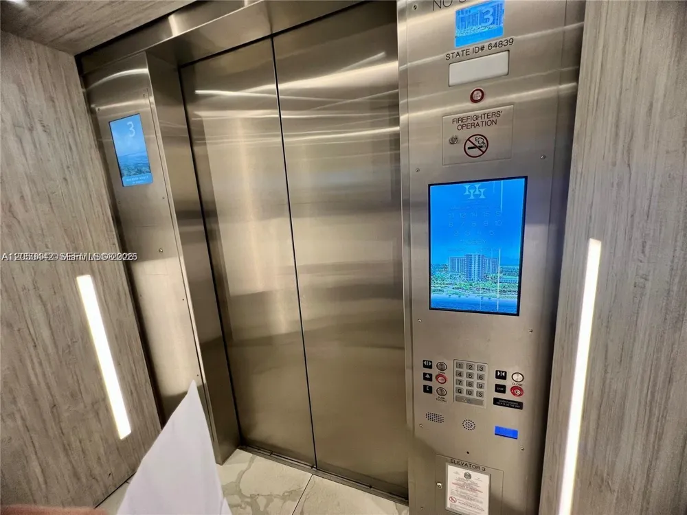 10275 Collins Ave #323 Bal Harbour, FL 33154