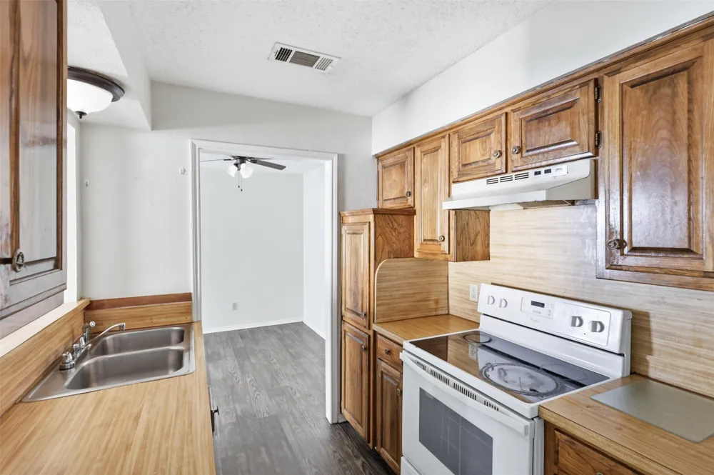 409 Gabe Court Denton, TX 76207