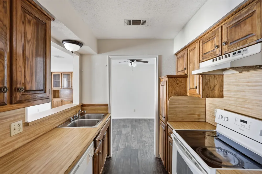 409 Gabe Court Denton, TX 76207