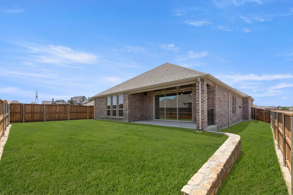 1227 Stone Cliff Drive Lucas, TX 75098