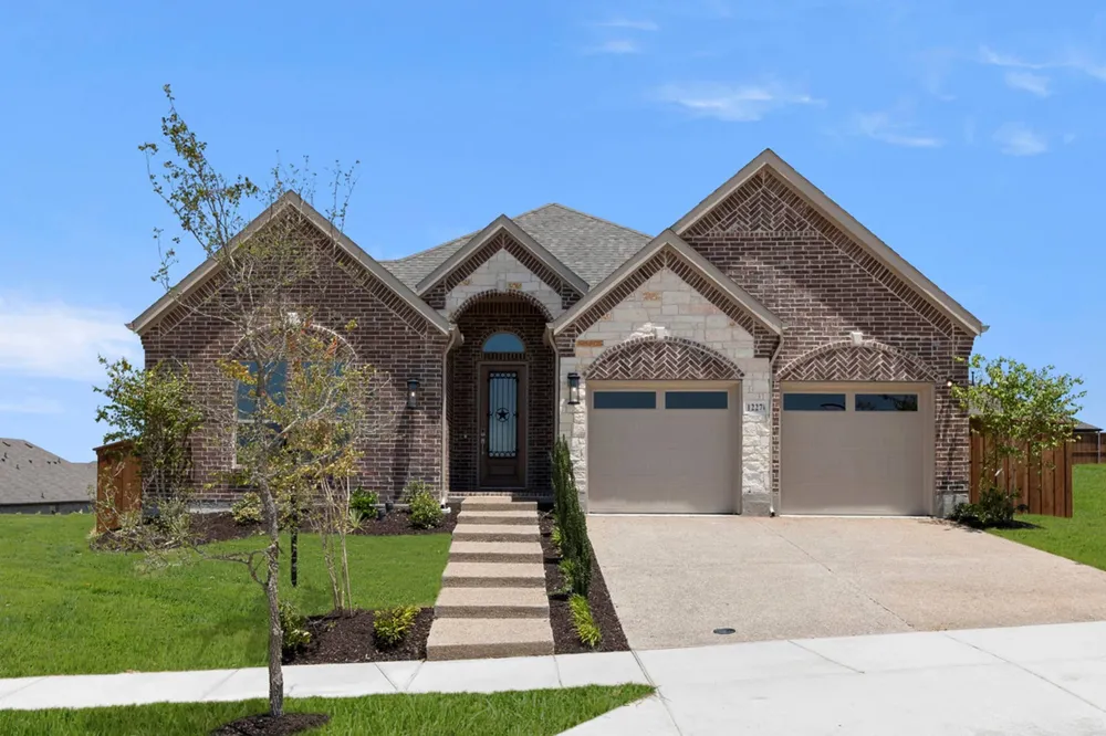 1227 Stone Cliff Drive Lucas, TX 75098
