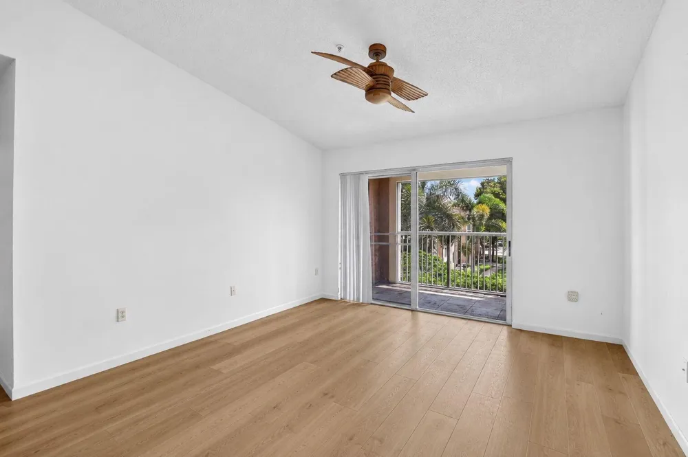 4844 State Road 7 #2304 Coconut Creek, FL 33073