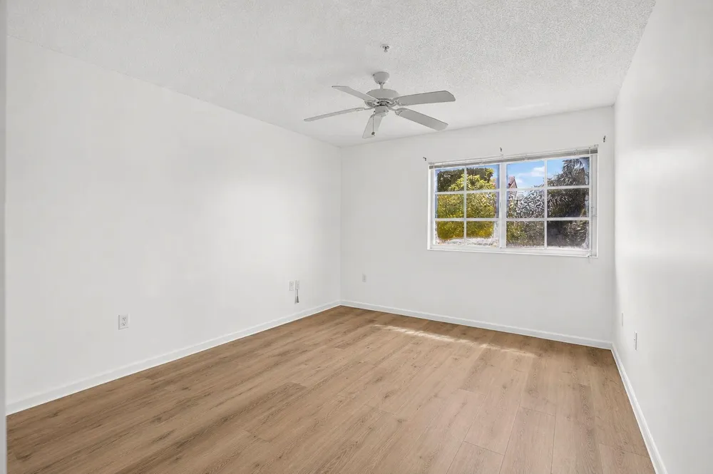 4844 State Road 7 #2304 Coconut Creek, FL 33073