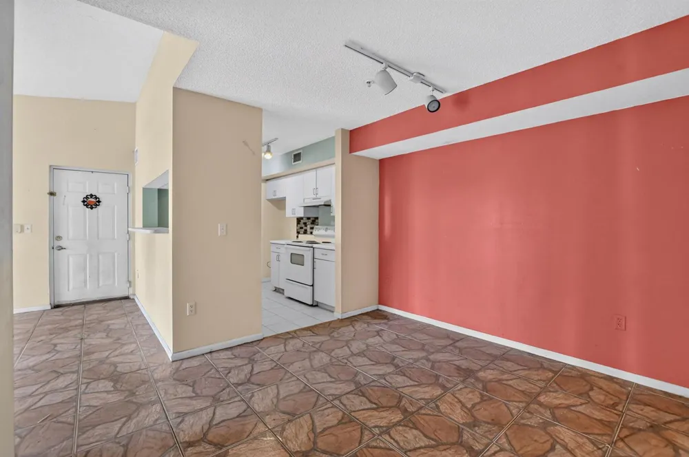 4844 State Road 7 #2304 Coconut Creek, FL 33073