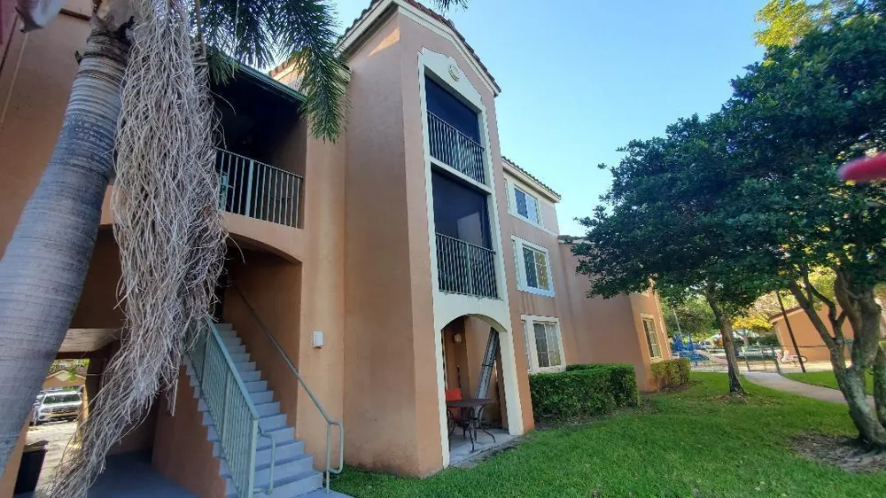4844 State Road 7 #2304 Coconut Creek, FL 33073
