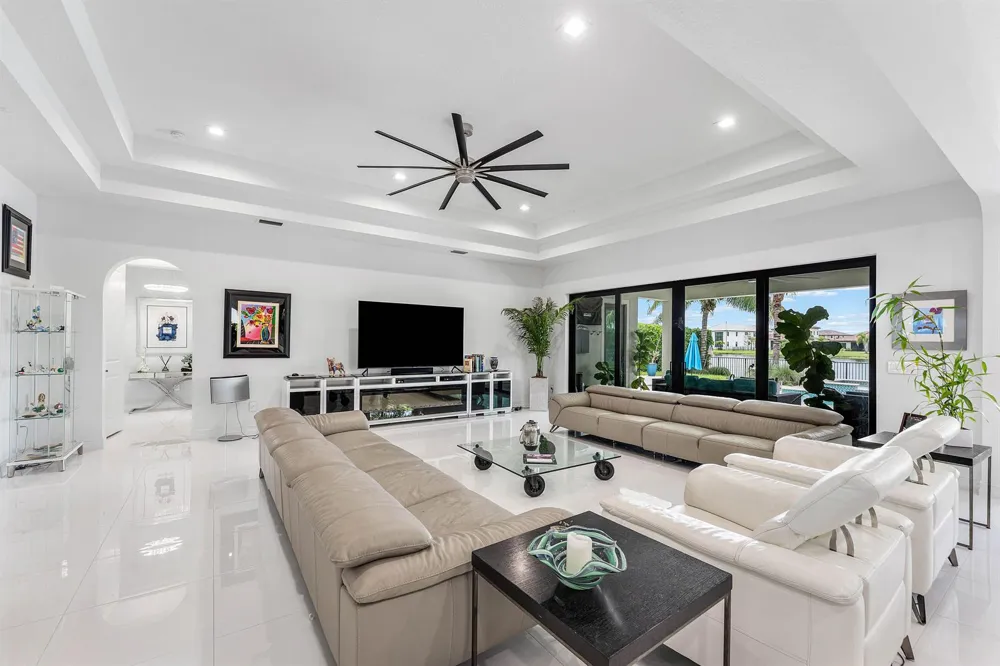 9316 Grand Prix Lane Boynton Beach, FL 33472