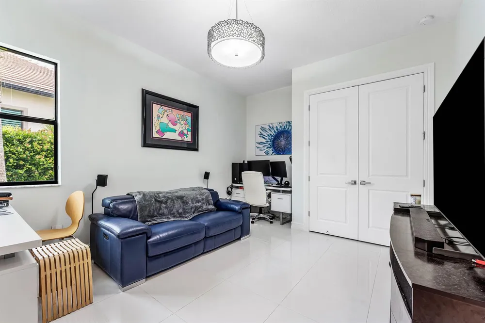 9316 Grand Prix Lane Boynton Beach, FL 33472