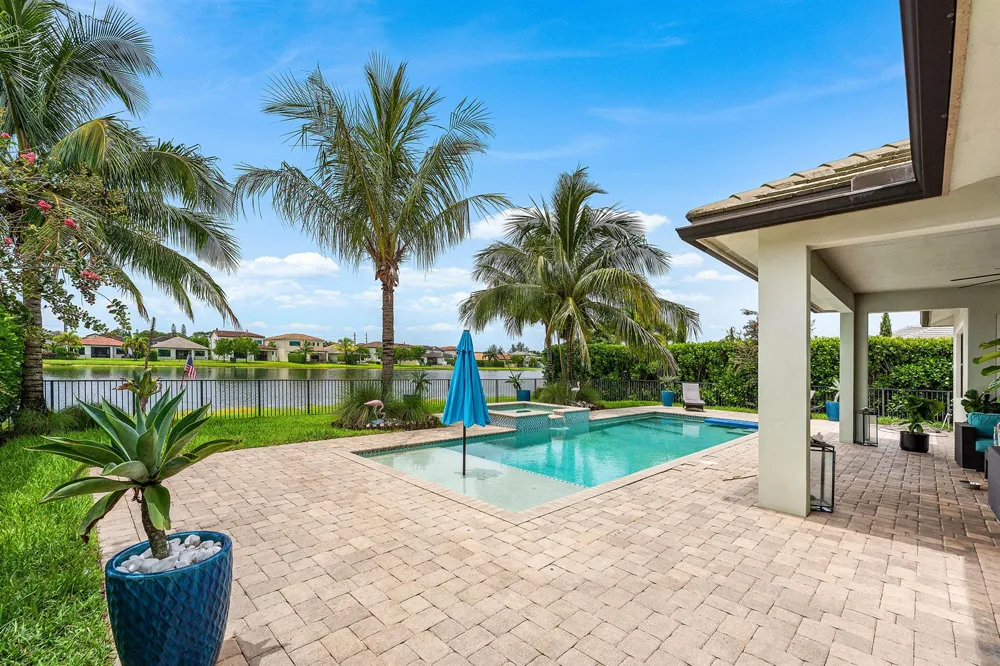 9316 Grand Prix Lane Boynton Beach, FL 33472