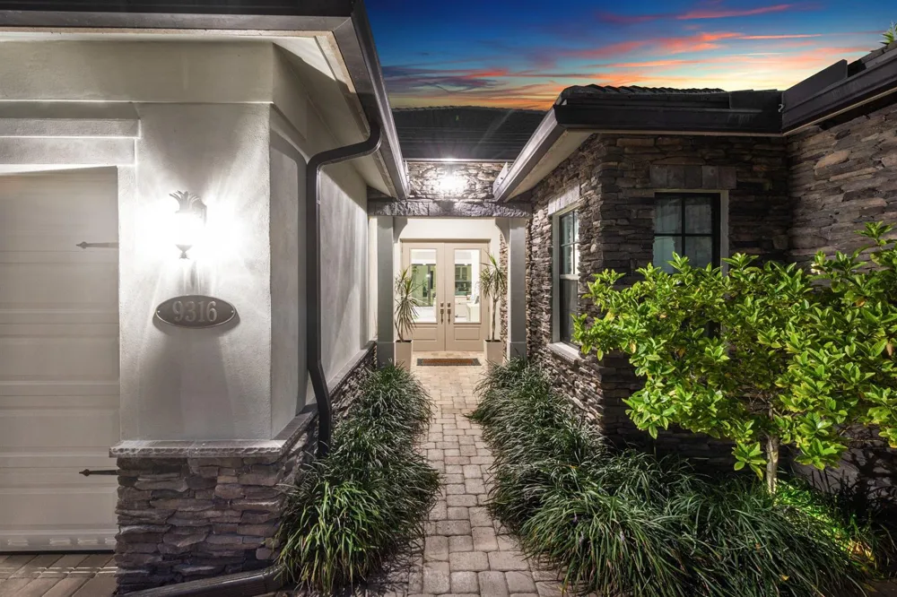 9316 Grand Prix Lane Boynton Beach, FL 33472