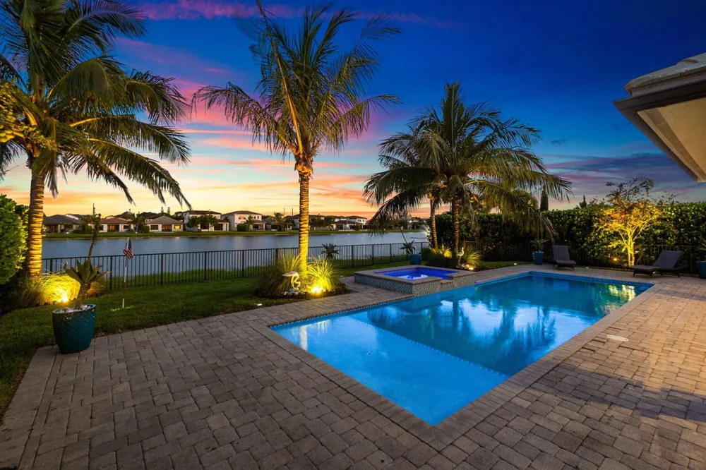 9316 Grand Prix Lane Boynton Beach, FL 33472