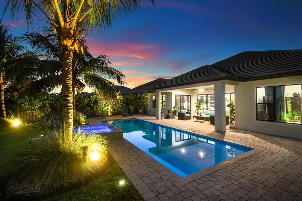 9316 Grand Prix Lane Boynton Beach, FL 33472