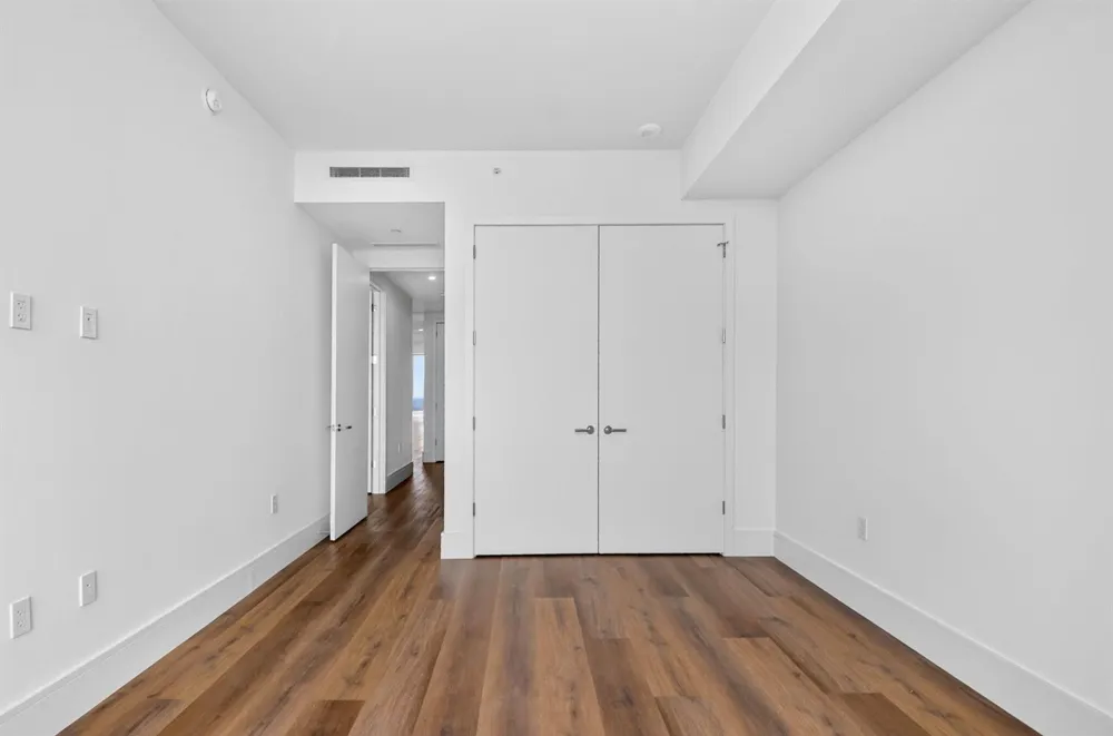 220 Lake Shore Drive #1506 Lake Park, FL 33403