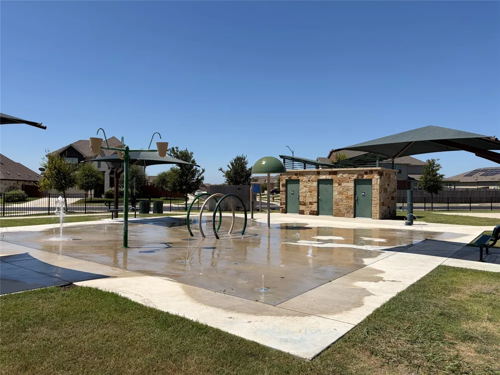 309 Colthorpe Lane Hutto, TX 78634